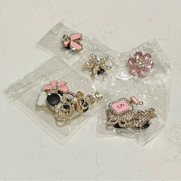 0 Bling Croc Charms, Luxury Rhinestones in Gold, Crystal Croc Charm. BarbieCore - Picture 10 of 10